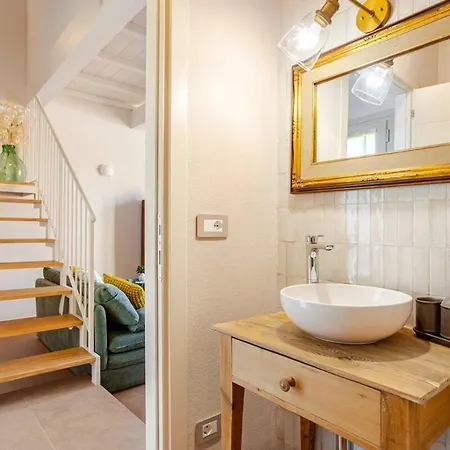 Il Fienile Pool And Garden Retreat In Tuscany *
