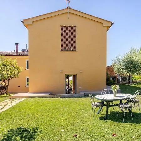 Feriehus Il Fienile Pool And Garden Retreat In Tuscany